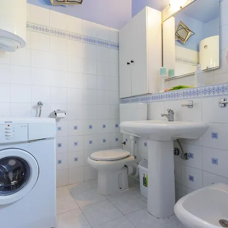 Sunrise Duilovo -three Bedroom With Sea View Terrace Apartment *