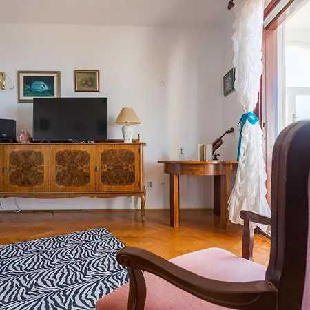 Apartment Sunrise Duilovo -three Bedroom With Sea View Terrace *