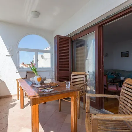Apartment Sunrise Duilovo -three Bedroom With Sea View Terrace