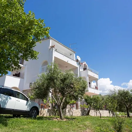 Apartment Sunrise Duilovo -three Bedroom With Sea View Terrace