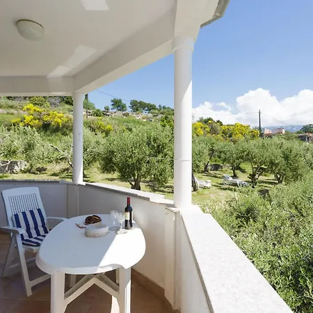 Apartmán Sunrise Duilovo -three Bedroom With Sea View Terrace *